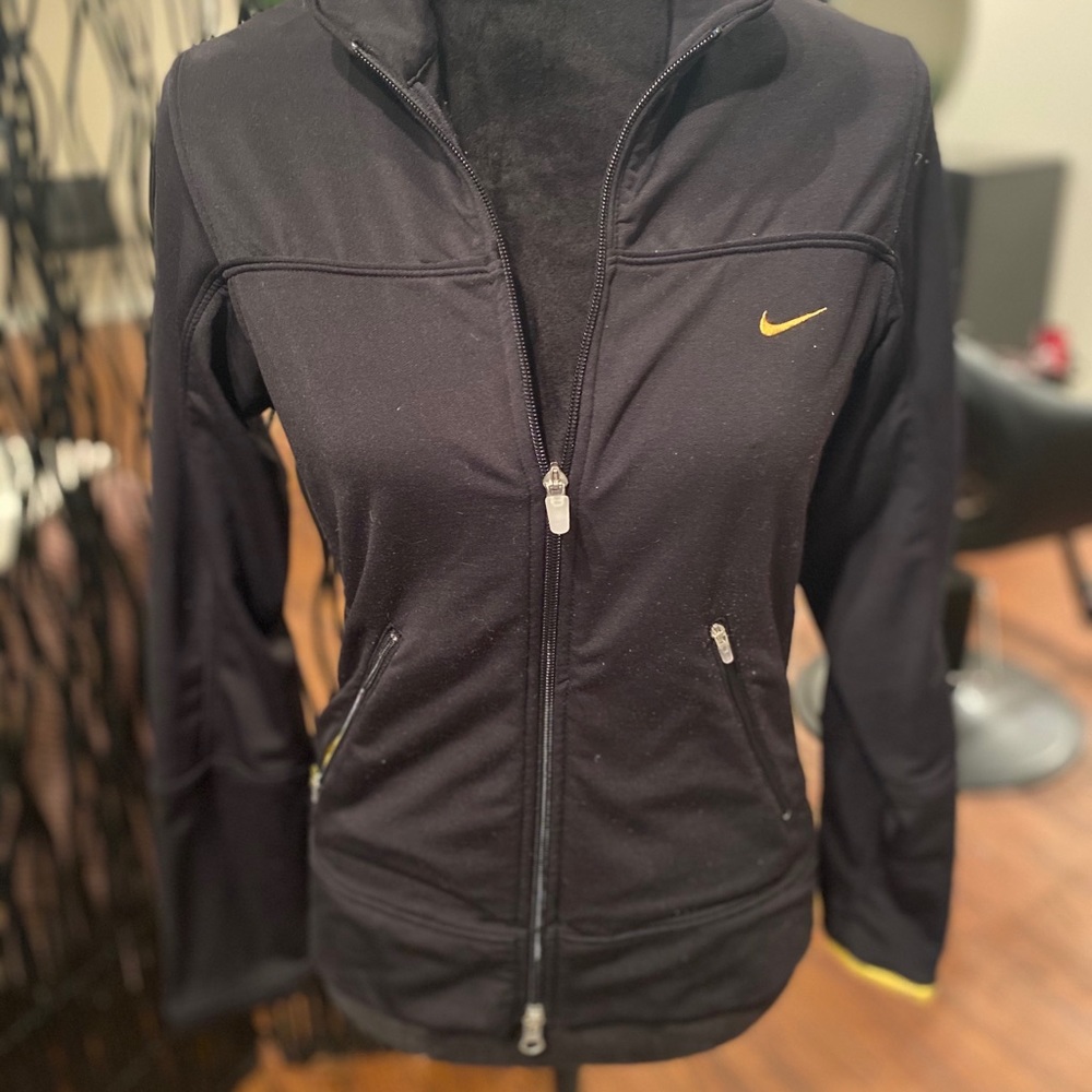 nike zip up